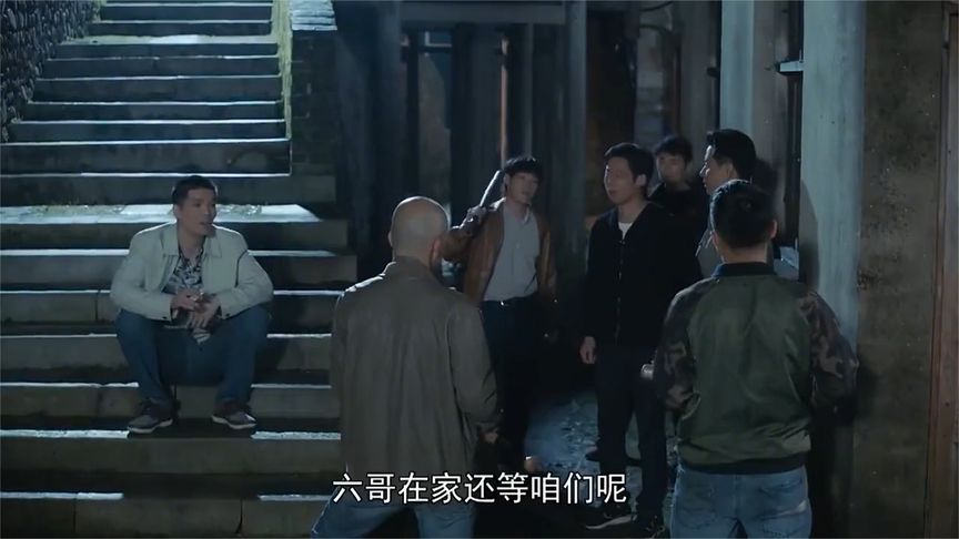 影視：惡霸暴打新書記，沒想到書記身后全是特種兵，好看了